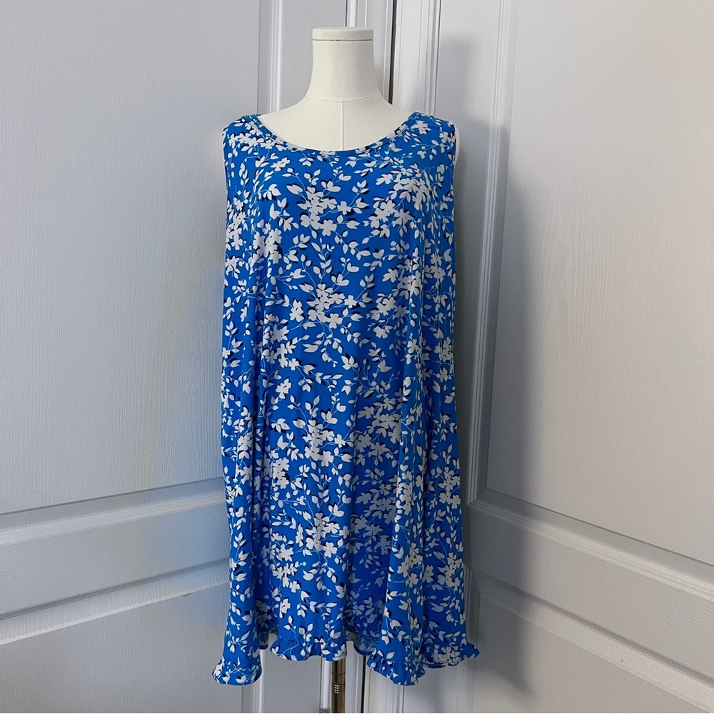 Draper James Blue Floral soft, lightweight sleep dress
